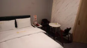 Mong Motel - Image 2
