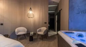 La suite jacuzzi - Image 4