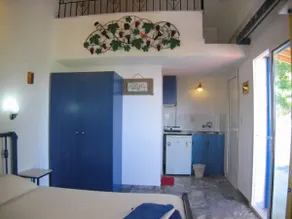 Fengeros Village - Image 3