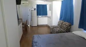 Bundaberg East Cabin and Tourist Park - Image 2