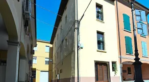Bull House - Image 5