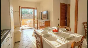 Cavour Apartment With Terrace - Image 3
