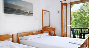 Hotel Alexandros - Image 2