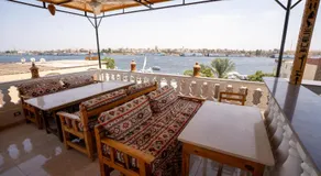 Nile Sunrise Flats And Rooms - Image 4