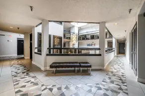 Hotel International - Image 5