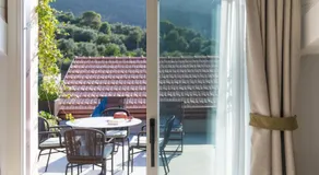 Sorrento-luxury Suites - Image 4
