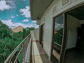 Mama Mega Homestay - Image 2