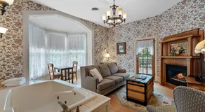 The Foxglove Inn - Image 2