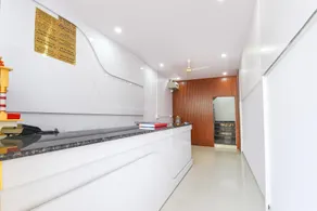 FabHotel Royal Palace Peera Garhi - Image 2