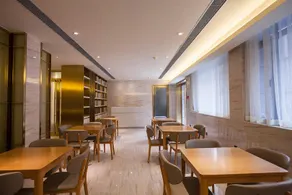 Ji Hotel Dalian Peace Square - Image 5