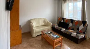 Reina - Image 4