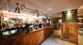 The King's Head - Image 4