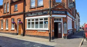 Shakers Inn - Image 3