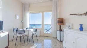 Appartement \"La Finestra Sul Mare\" avec vue mer, terrasse, climatisation et Wi-Fi - Image 2