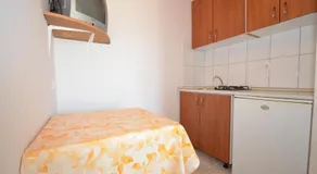 Apartments CICO Starigrad Paklenica - Image 4