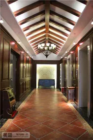 Glad Reach Holiday Inn - Image 4