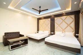 Mahabhoj Hotel & Restaurant - Image 2