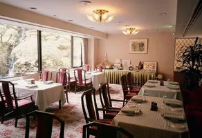 Tokushima Grand Hotel Kairakuen - Image 2