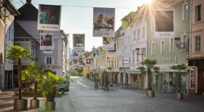 Perfekte Lage! Ganze Wohnung Burgblick Residenz - Image 3
