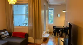 Studio with balcony in Kallio - Image 5