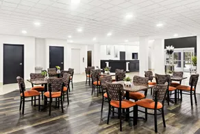 Sonesta Essential Savannah - Image 4