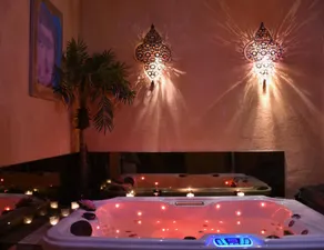 Spacious house, jacuzzi, swimming pool, garden, comfort near tourist sites - Image 3