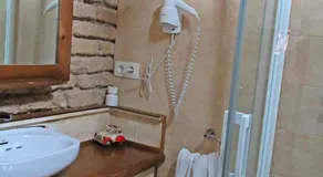 La alegria de las cuevas - Image 2