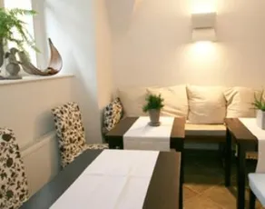 deckerts Hotel am Katharinenstift - Image 3