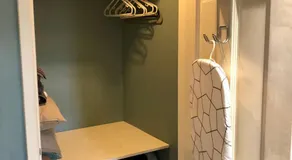 Heydon Private Guest Suite Self Check-in & Parking - Image 5