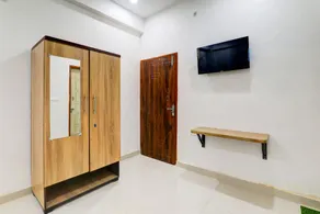 Hotel O SHUKLA HERITAGE INN - Image 5