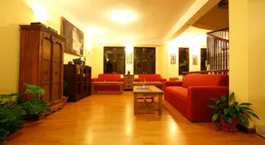 Royal Astoria Hotel - Image 4