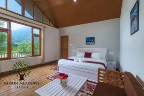 RAISON MEADOWS LODGE - Image 2