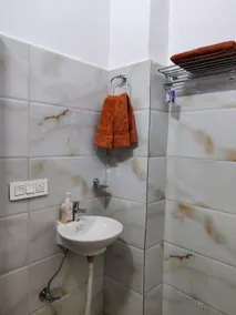 Comfort Inn Rooms - Image 2