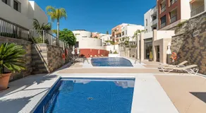 Beautiful modern holiday apartment - Image 3