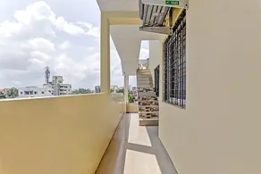 Hotel O Chintamani Inn Service Apartment - Image 3