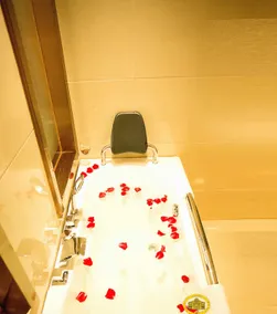 Yijia Lijing Hotel (Dianjiang Branch) - Image 5