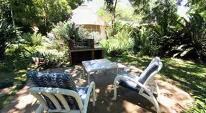 Kiaat Bungalows - Image 4