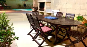 Family Farmhouse & Private Pool Very Good 8 - Image 3