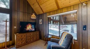 Pinewood Haus ~ Beautiful & Convenient 1960s Cabin w/ Wood Stove, near Skiing & Lake Attractions - Image 3