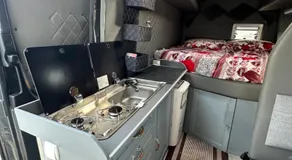 Rent van Luxury Sprinter - Image 4