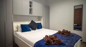 Camellia Luxury Apartment - 2 Bedroom - Image 2