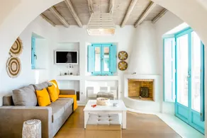 Blue Pearl • Dreamy 4BR Villa by the Sea - Image 2