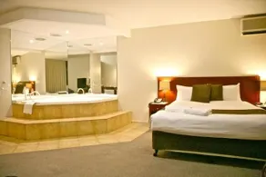 City Park Hotel - Image 2