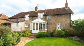 Charming 4 Bed Cottage in Herts Countryside - Pass the Keys - Image 5