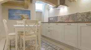 Amelie - Charming Townhouse in the heart of Rabat - Image 2