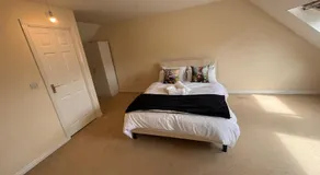 4br- Garden- Parking- Wifi- Near uea and Nnuh - Image 2