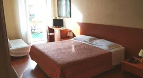 Hotel Lucciola - Image 2
