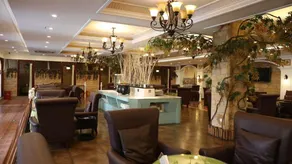 Yijia Hotel (Pengzhou High-speed railway station) - Image 2