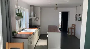 Relaxing entire house with garden - Image 5