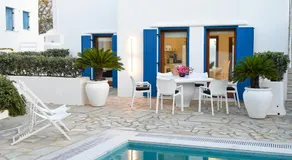 Mykonos Pearl House with Pool In the Heart of Town - Image 5